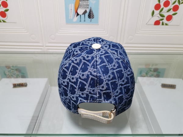 ブランド帽子側面デザイン